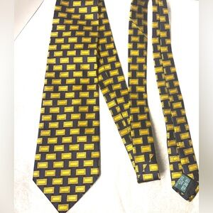 Bolgheri Italy Geometric 100% SILK Men's Designer Tie 58" x 3.75"